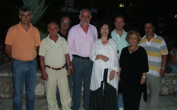 teatrikh_parastash2.jpg