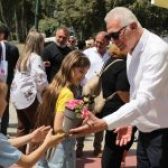 Χιλιάδες πολίτες στη μεγάλη γιορτή για τη Γιορτή της Μητέρας στο Άλσος Περιστερίου